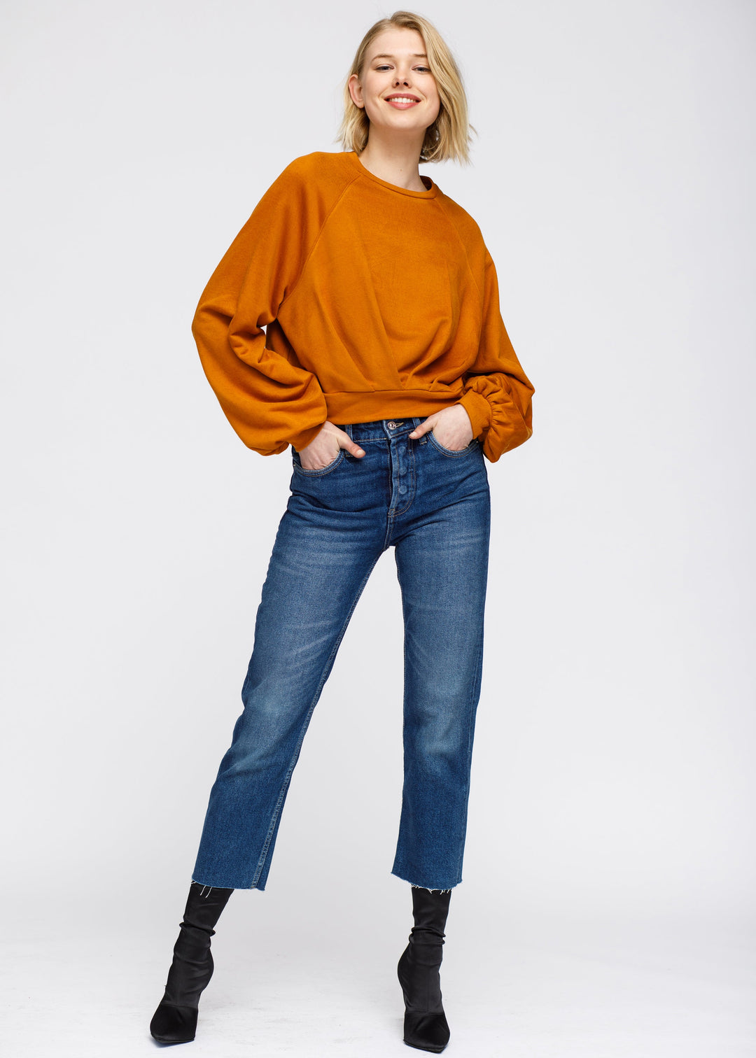 Women's Crewneck Ruched Sleeve Sweatshirt