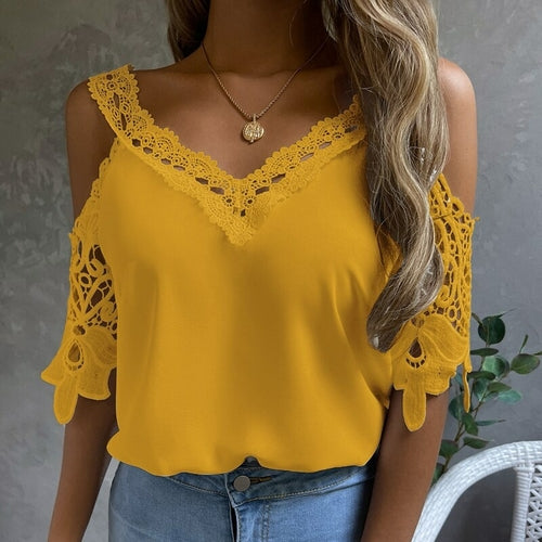 Blusa de encaje con hombros descubiertos 