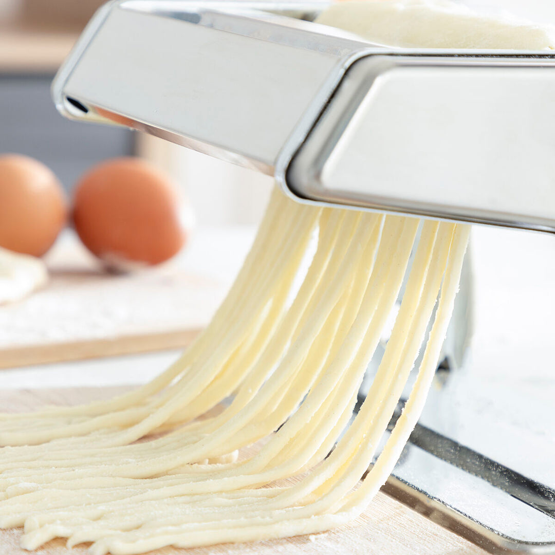 Maschine zur Herstellung frischer Pasta mit Rezepten von Frashta InnovaGoods